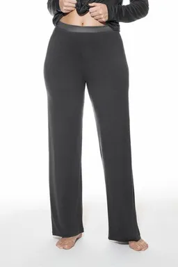 mey Mey Hose lang Serie "Pure Chic" aus FSC-Modal – Produktbild 1 von 1