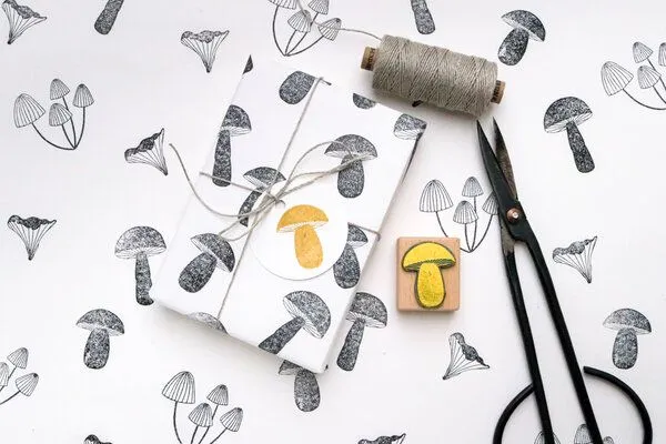 STUDIO KARAMELO STUDIO KARAMELO Stempel Pilze, verschiedene Motive Buchenholz – Produktbild 3 von 6