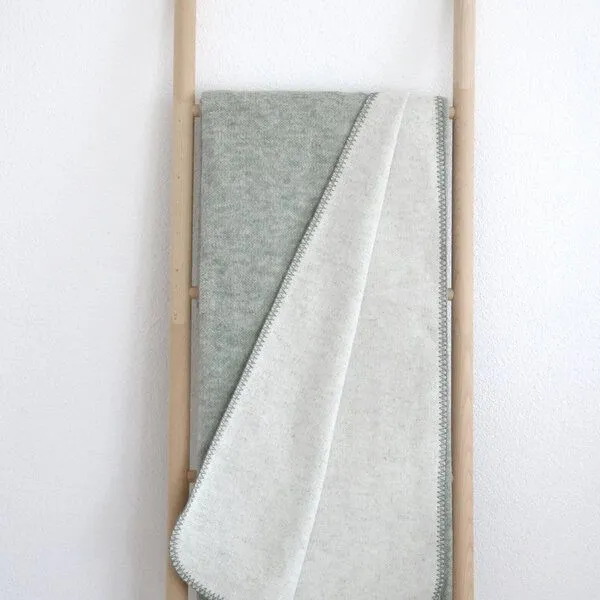 RIEMA Germany RIEMA Germany XL-Kuscheldecke aus Baumwolle THOR, Grün, – Produktbild 1 von 5