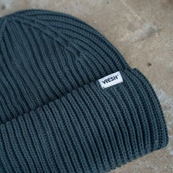 Vresh Clothing Vresh Clothing Avriel - Fisherman Beanie aus Biobaumwolle, Tannengrün, – Produktbild 2 von 2