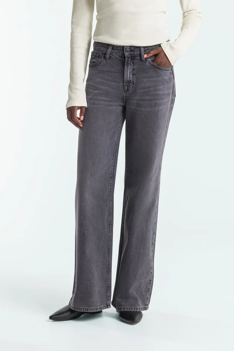 Kings Of Indigo Kings of Indigo Damen vegan Jeans Flare Jane Schwarz, Dunkelgrau, – Produktbild 1 von 1
