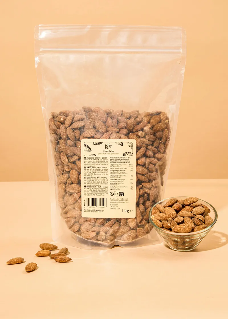 KoRo Geröstete und gesalzene Mandeln 1 kg – Produktbild 1 von 5