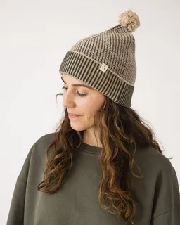 MATONA Matona Strickmütze mit Bommel für Kinder und Erwachsene aus recycelter Wolle / Pom Pom Beanie – Produktbild 1 von 1