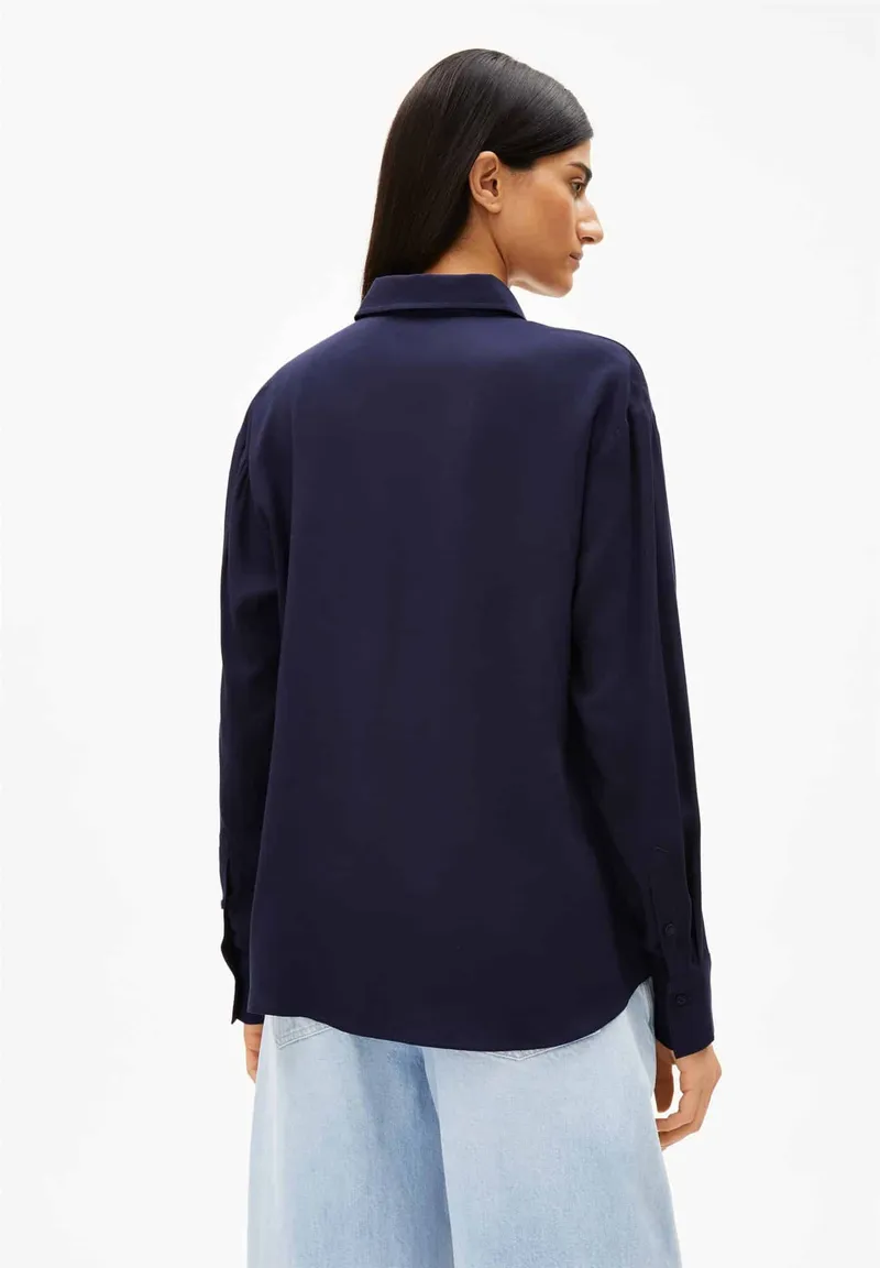 ARMEDANGELS ARMEDANGELS Damen vegan Longsleeve Larisaana Blau, Extra dunkelblau, – Produktbild 1 von 2