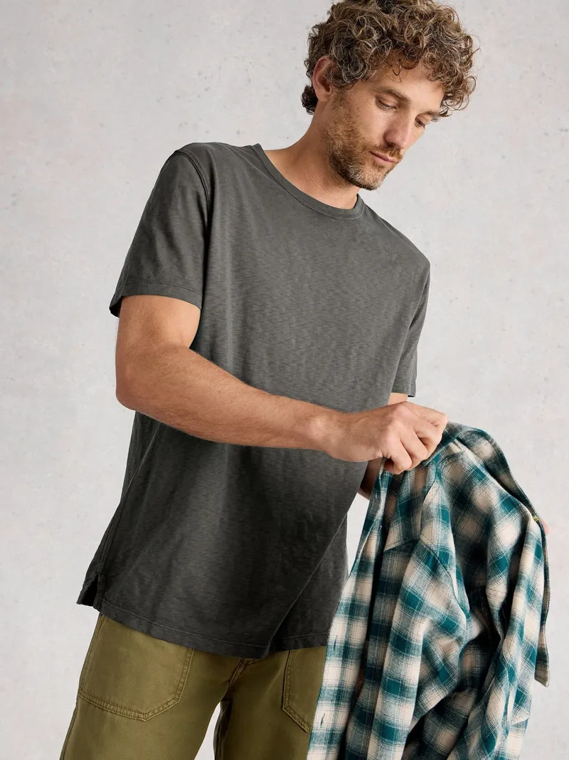 White Stuff T-Shirt Abersoch - M/R, Washed schwarz, – Produktbild 1 von 4
