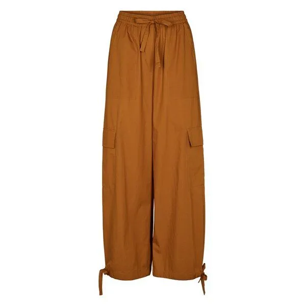 Basic Apparel Basic Apparel Cargohose TILDE Loose aus Bio-Baumwolle, Braun (tapenade), – Produktbild 1 von 2