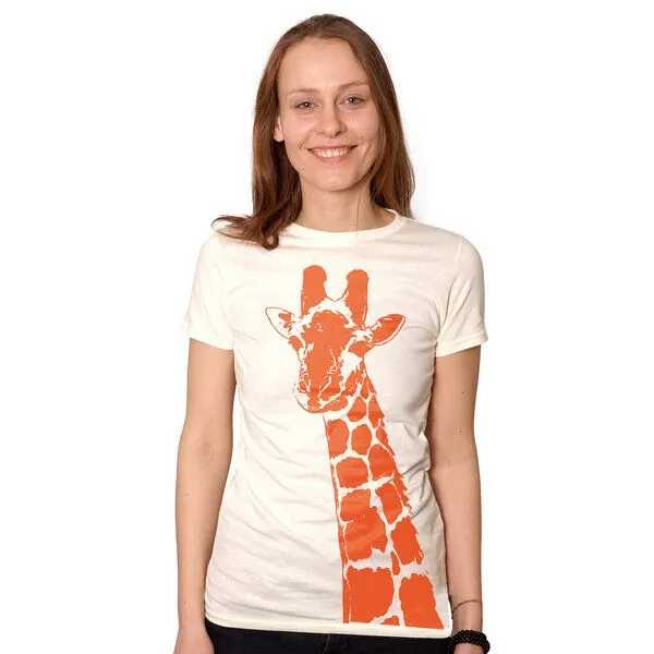 HANDGEDRUCKT HANDGEDRUCKT "Stephanie la Girafe" Frauen-T-SHIRT von Earth Positiv Biobaumwolle, Ecru, – Produktbild 1 von 3