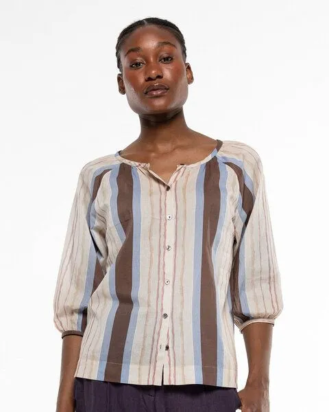 Alma & Lovis Alma & Lovis Stylische Sommerbluse aus feinster Bio-Baumwolle | Batist Print Raglanbluse, Oak (natur-bunt), – Produktbild 1 von 4