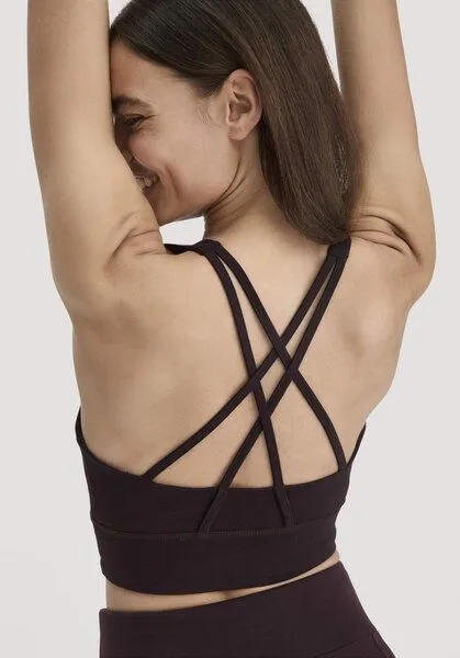 hessnatur hessnatur Bustier Fitted Highneck ACTIVE LIGHT, Schwarzbeere, – Produktbild 2 von 4