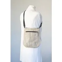 Smateria Smateria Umhänge-Tasche Pascal S, Moosgrün (grün), – Produktbild 1 von 1