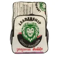 MoreThanHip MoreThanHip Laptop-Rucksack 15,6 Zoll aus recycelten Zement- oder Fischfuttersäcken - Trong, Weiß/grün - löwe, – Produktbild 1 von 1