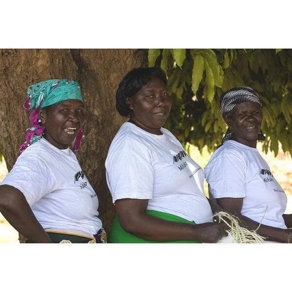 Mifuko KIONDO Körbe S - Sisal Aufbewahrungs- & Pflanzkorb - Upcycling by Mifuko, Blau, – Produktbild 1 von 3