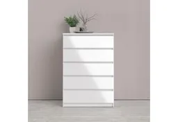 Home affaire Kommode Naia - 5 Schubladen & grifflose Front, Made in Denmark (Breite 77 cm / Höhe 111 cm, in mehreren Farben), abgerundete Schubladenkanten auf Metallgleiter, Breite 77 cm – Produktbild 1 von 1