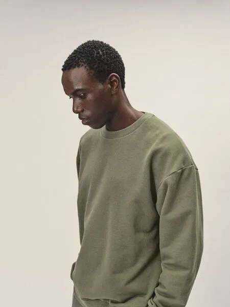 WOTE WOTE Sweatshirt Oversized aus Bio-Baumwolle, Oliv, – Produktbild 2 von 3