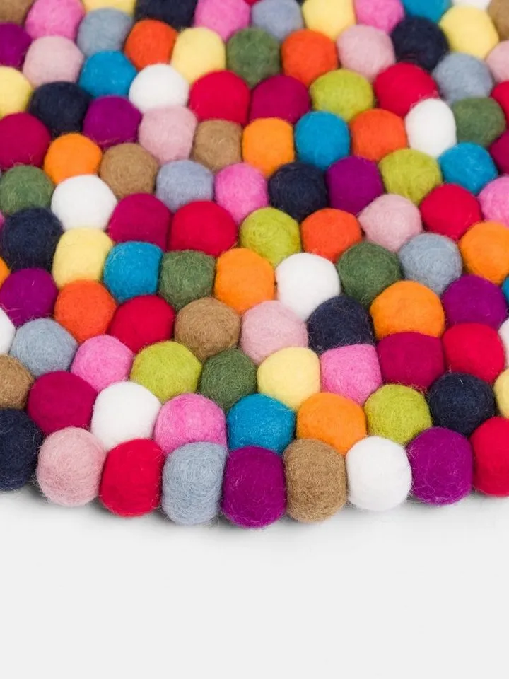 myfelt myfelt Wollteppich Lotte Filzkugelteppich rund, rund, 100% reine Schurwolle, in verschiedenen Größen erhältlich, Bunt, – Produktbild 4 von 4