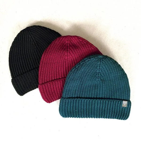 WiDDA berlin WiDDA berlin LANA gerippte Beanie aus Bio-Baumwolle, Bordeaux, – Produktbild 2 von 3