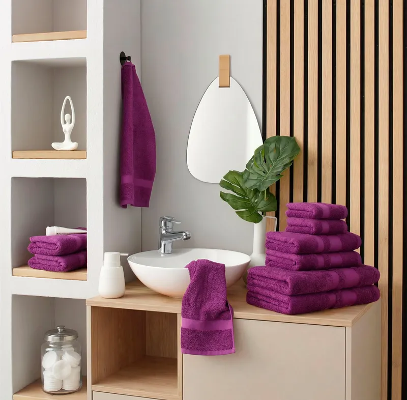 OTTO home Handtuch Set Vanessa, 10-tlg Handtuch-Set, weich, in Standard- und Premium-Qualität, Walkfrottee (Set, 10-St), 100% Baumwolle, Duschtücher, Handtücher, Gästetücher, mit Bordüre, Lila, – Produktbild 1 von 5