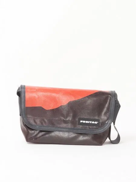 Freitag Freitag F41 Hawaii Five-O - red white brown (000004494165) – Produktbild 1 von 3