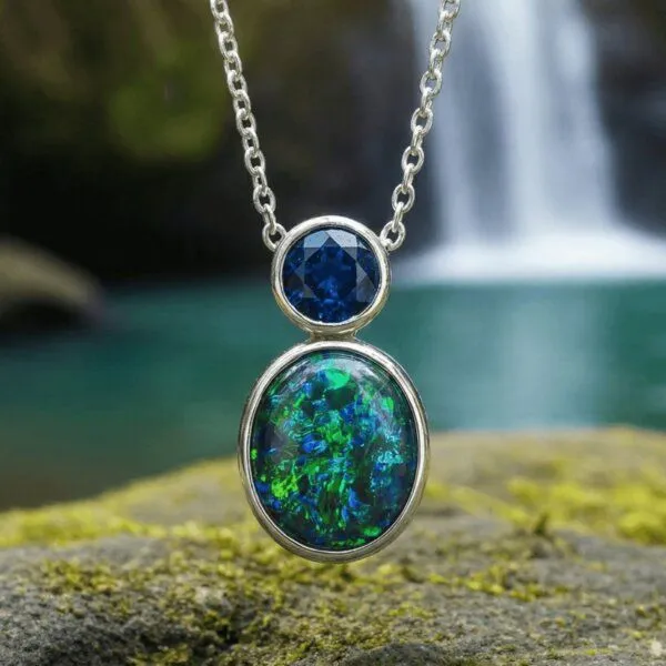 Spirit of Island Spirit of Island Kette mit Anhänger | Opal & Saphir, Silber, – Produktbild 1 von 4