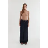 Basic Apparel Basic Apparel Cordhose MILLU mit weitem Bein aus Bio-Baumwolle – Produktbild 1 von 1