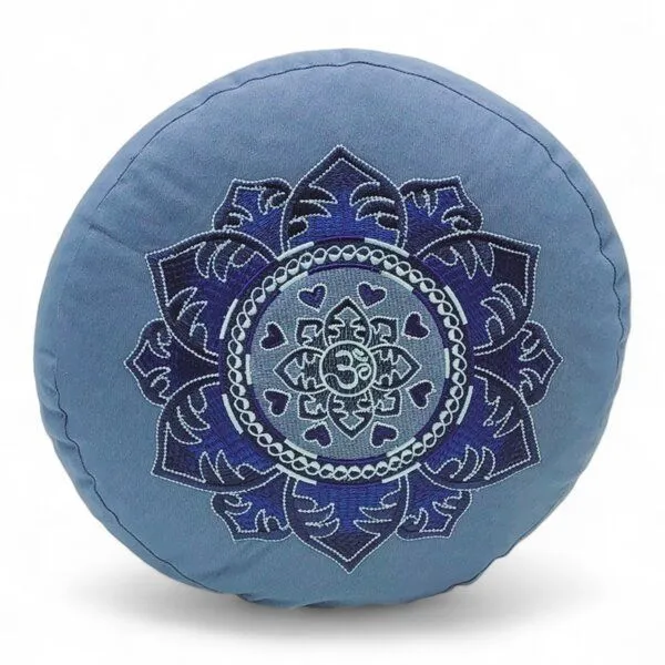 BAGHI BAGHI Meditationskissen Rund Om Bestickung - Sitzhöhe 15cm Bio-Baumwolle kbA, Kornblumenblau, – Produktbild 1 von 4