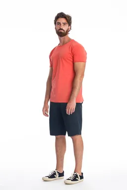 RAVENS VIEW IBIZA RAVENS VIEW IBIZA Herren vegan T-Shirt Runder Wilder Ausschnitt Radiant Red – Produktbild 1 von 1