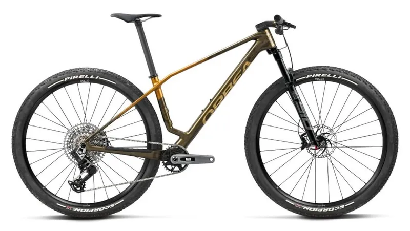 We Cycle Orbea Alma M-PRO 29' ' Carbon MTB Fahrrad caramel carbon view/leo orange 2027 S (155-170 cm) | Fahrräder – Produktbild 1 von 1