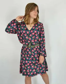 Aatise Aatise Kurzes Kleid Zelda, 100 % Ecovero, Bischofsärmel, – Produktbild 1 von 1