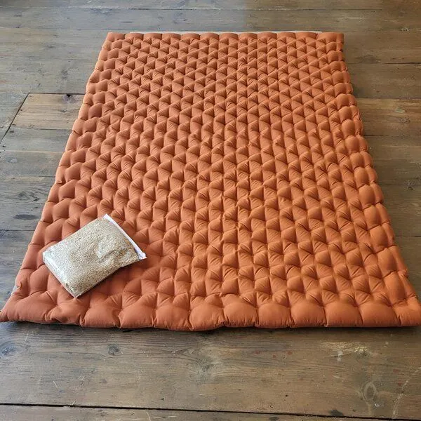 Speltex Speltex Matratzentopper 140x200 cm – Punktstepp-Naturauflage mit Bio-Hirseschalen & Kautschuk – Produktbild 3 von 4