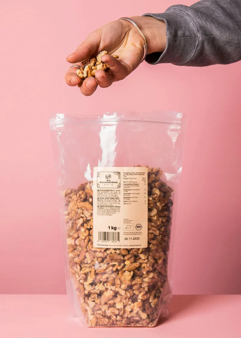 KoRo Bio Walnusskernbruch 1 kg – Produktbild 4 von 4