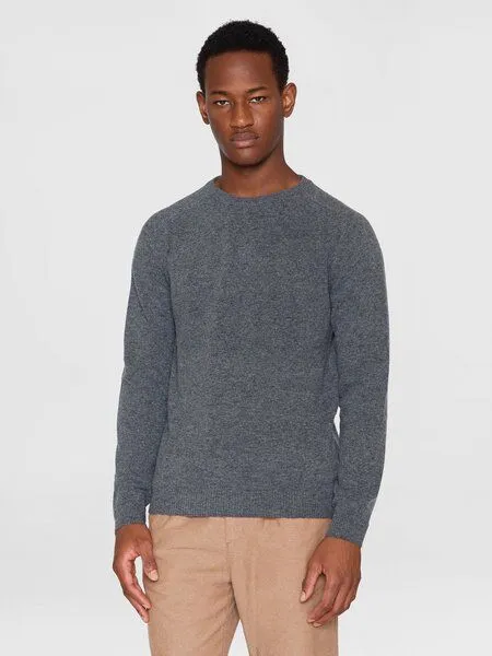 KnowledgeCotton Apparel KnowledgeCotton Apparel Strickpullover mit Rundhalsausschnitt aus Lammwolle, Grau-dark-grey-melange, – Produktbild 1 von 4