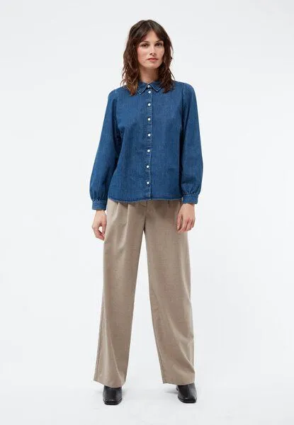 Givn Berlin Givn Berlin Jeansbluse GBLYRA in elegantem Schnitt, Dark blue, – Produktbild 3 von 4