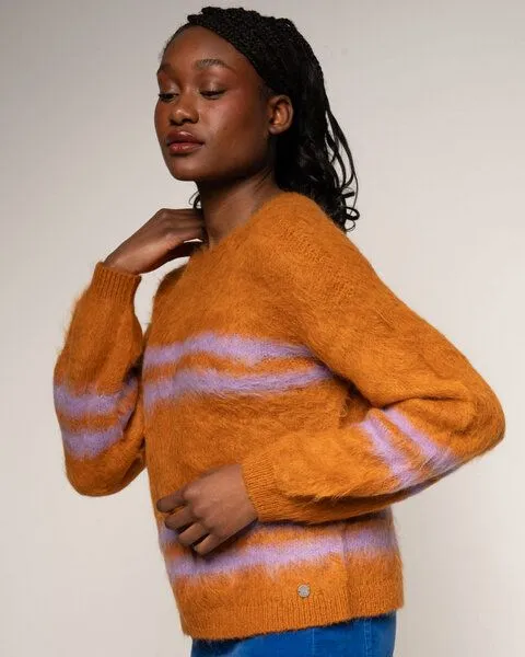 Alma & Lovis Alma & Lovis Flauschig gebrushter Pullover aus Alpakastrick | Brushed Stripe Pulli, Fox (orange), – Produktbild 4 von 4
