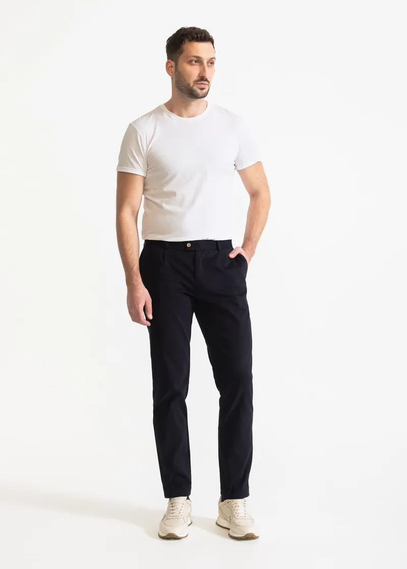 De IONESCU De IONESCU Herren vegan Hose Chesler, Extra dunkelblau, – Produktbild 1 von 2
