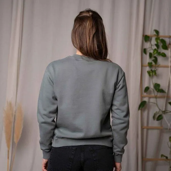 Vresh Clothing Vresh Clothing Vrancesca - Sweater aus Biobaumwolle, Balsamgrün, – Produktbild 2 von 4