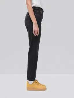 Nudie Jeans Nudie Jeans Breezy Britt Black Worn – Produktbild 1 von 1