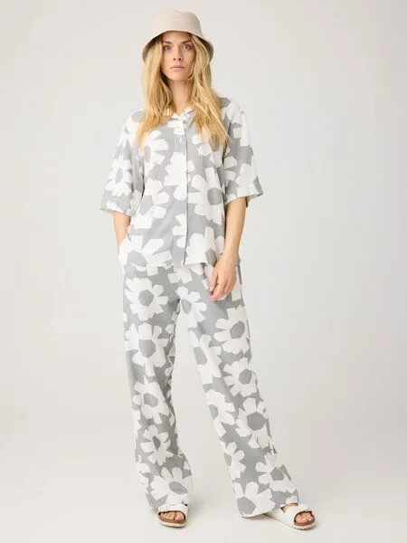 KnowledgeCotton Apparel KnowledgeCotton Apparel Weite Hose POSEY aus Ecovero und Bio-Leinen, Grau-grey, – Produktbild 1 von 2