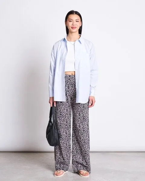 JAN N JUNE JAN N JUNE Weite Hose KISO Leo Print GOTS, Leo print, – Produktbild 1 von 4