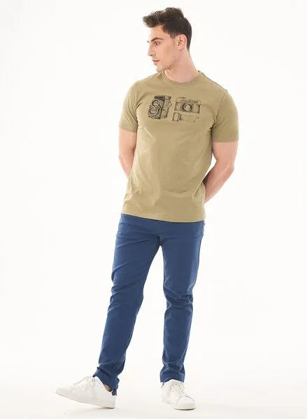 ORGANICATION ORGANICATION T-Shirt aus Bio-Baumwolle mit Kamera-Print, Grün(olive), – Produktbild 2 von 4