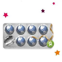 OxfamUnverpackt OxfamUnverpackt Spenden-Geschenk "Medikamente" (Weihnachtskarte mit Magnet) – Produktbild 1 von 1
