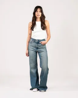 Kuyichi Kuyichi Damen vegan Jeans Flare Vivienne Broken Blau – Produktbild 1 von 1