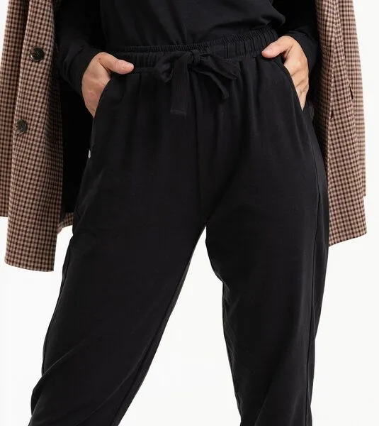 Gary Mash GARY MASH Joggpant Mary aus Biobaumwoll-Mix, Schwarz, – Produktbild 3 von 4