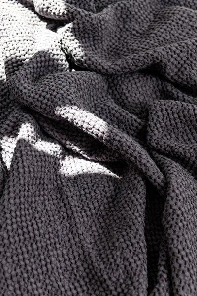 AmourLinen AmourLinen Waffeldecke aus Leinen, Charcoal (schwarz), – Produktbild 2 von 4