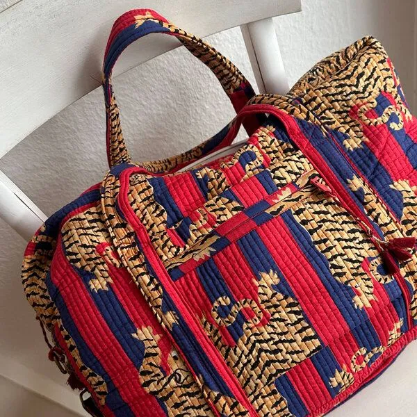 KIKOONI KIKOONI handgefertigte große Reisetasche TRAVELER BAG, Poppy tiger diva, – Produktbild 4 von 4