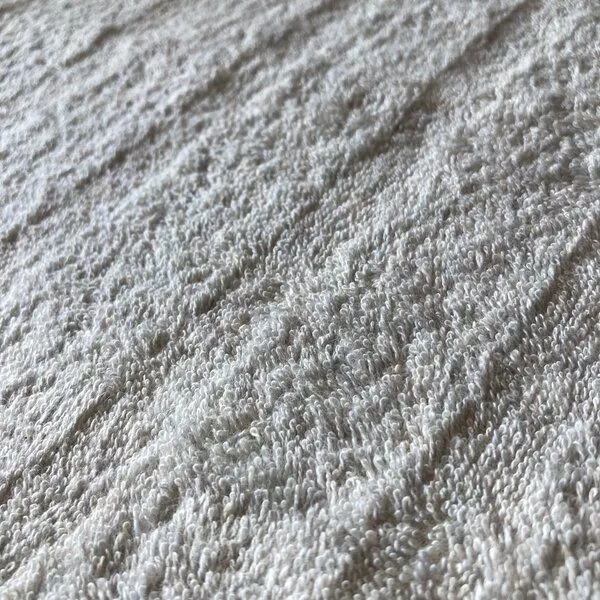 mio eco mio eco Hochwertiges Yoga Handtuch aus Retoure-Handtüchern zero waste – Produktbild 4 von 4