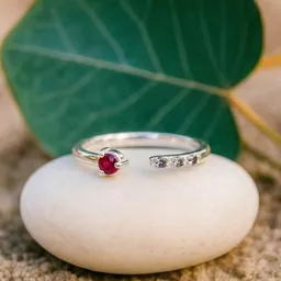 Spirit of Island Spirit of Island Silber Ring | Rubin & Diamanten – Produktbild 1 von 1