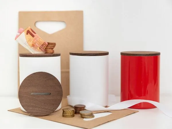 werkvoll by Lena Peter werkvoll by Lena Peter Recycling Feuerlöscher Spardose FIRE, Pastellviolett, – Produktbild 2 von 4