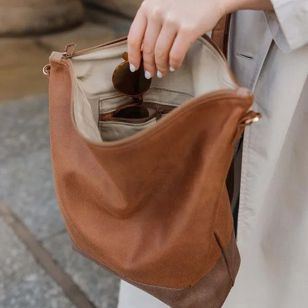 BOWLEANIES TASCHEN BOWLEANIES TASCHEN 2-in-1 Rucksacktasche aus Lederfaserstoff, Braun & dunkelbraun, – Produktbild 3 von 4