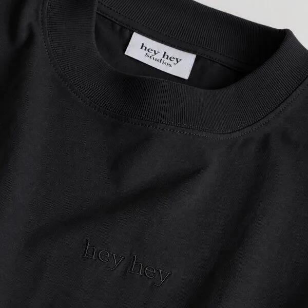 hey hey studios hey hey studios Herren Oversize T-Shirt „Essential Schwarz“ aus Bio-Baumwolle, Schwarz, – Produktbild 2 von 4