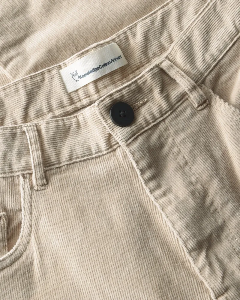 KnowledgeCotton Apparel KnowledgeCotton Apparel Herren vegan Hose Oak Regular Cord Helles Federgrau, Grau, – Produktbild 2 von 2